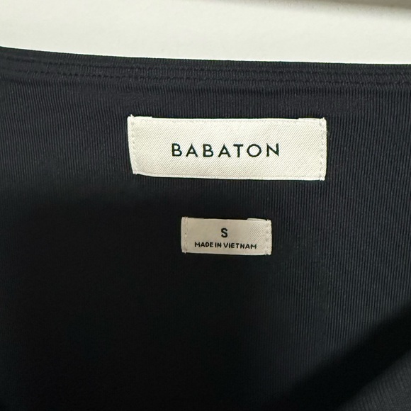 Aritzia Babaton Contour Bodysuit Long Sleeves Black Square Neck NWT - Picture 5 of 9